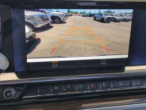 Certified 2026 Chevrolet Silverado 1500 RST AWD/4WD image 18