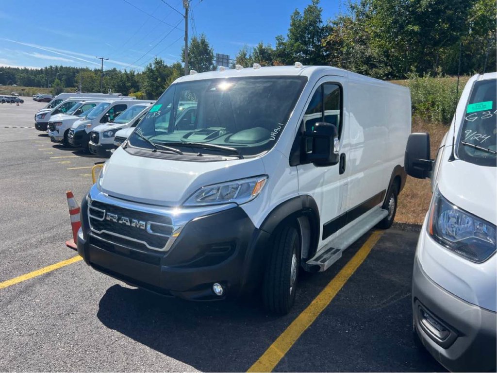 Used 2025 RAM ProMaster 2500 w/ U-Haul Equipment Group FWD image 4