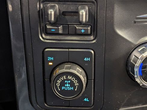 Used 2021 Ford F150 XLT w/ Equipment Group 302A High image 28