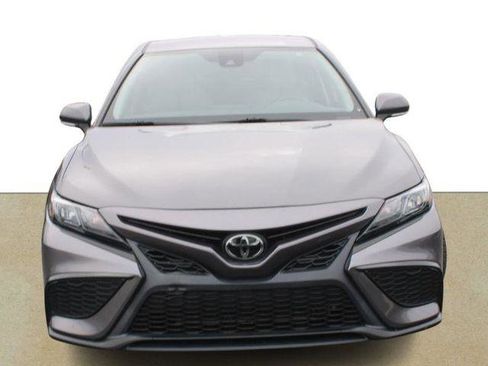 Certified 2023 Toyota Camry SE image 9