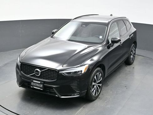 Used 2025 Volvo XC60 B5 Plus w/ Climate Package AWD/4WD image 29
