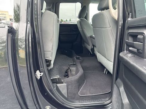 Used 2016 RAM 1500 Express w/ Black Ram 1500 Express Group AWD/4WD image 14