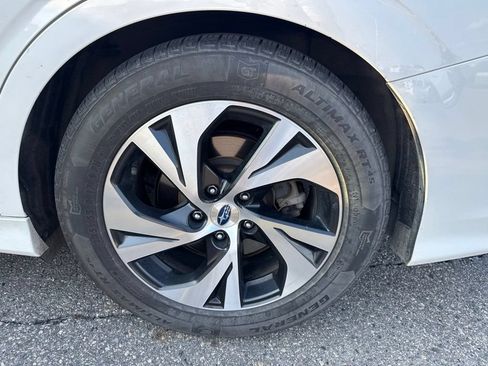 Used 2020 Subaru Legacy Premium AWD/4WD image 18