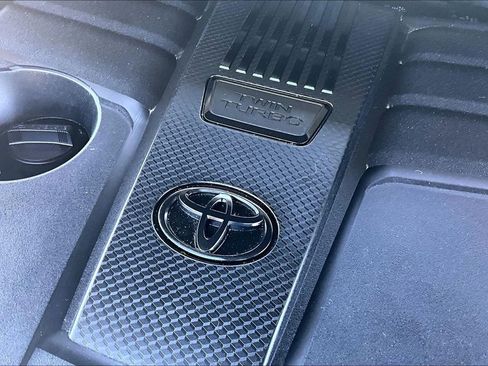 Used 2025 Toyota Tundra SR5 AWD/4WD image 30