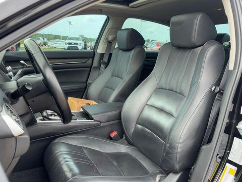 Used 2021 Honda Accord EX-L image 6