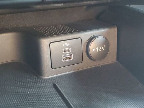 Used 2025 Ford Escape ST-Line w/ Equipment Group 301A FWD image 18