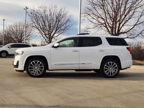 Used 2023 GMC Acadia Denali image 4