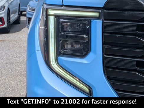 Used 2023 GMC Sierra 1500 AT4 w/ Technology Package image 10