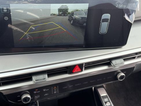 New 2025 Kia Sorento S image 34