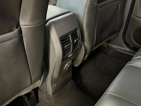 Used 2019 Ford Escape SEL image 28