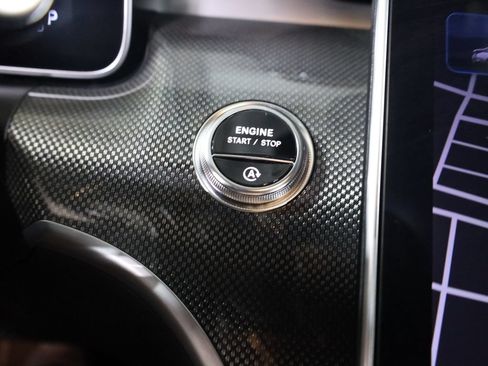 Used 2024 Mercedes-Benz C 43 AMG 4MATIC Sedan image 23