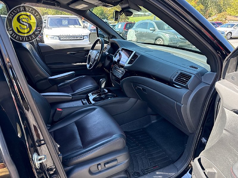 Used 2017 Honda Ridgeline Black Edition image 16