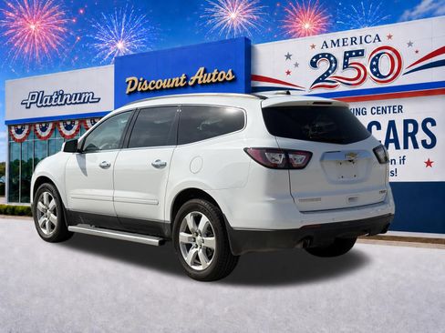 Certified 2017 Chevrolet Traverse Premier FWD image 5