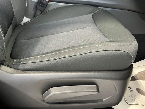 New 2025 Jeep Grand Cherokee L Laredo w/ Luxury Tech Group I image 9