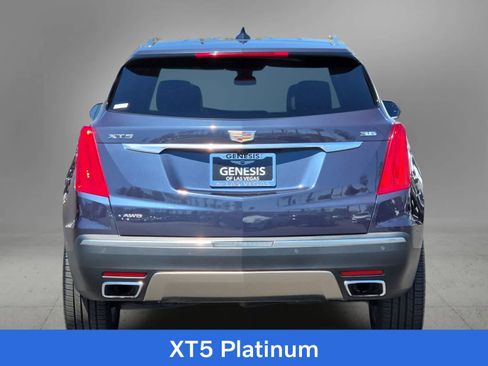 Used 2018 Cadillac XT5 Platinum w/ Driver Assist Package AWD/4WD image 7