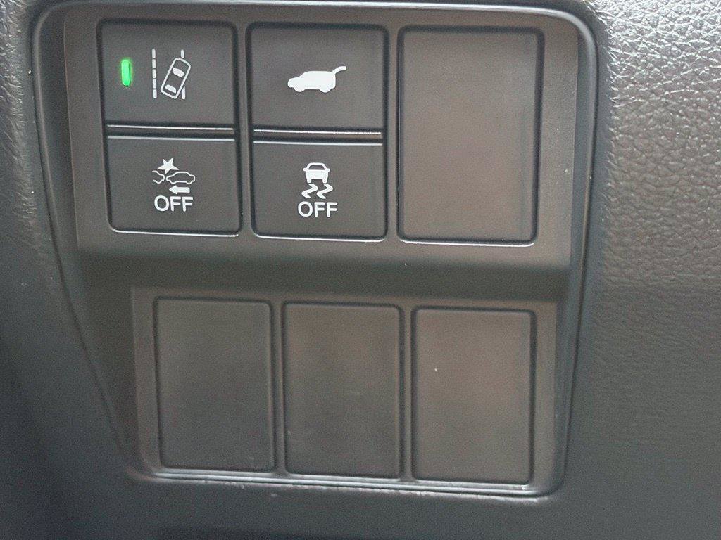 Used 2017 Honda CR-V Touring image 18