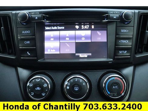 Used 2018 Toyota RAV4 LE image 15