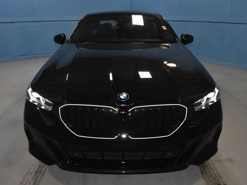 Certified 2026 BMW 540i xDrive w/ M Sport Package image 21