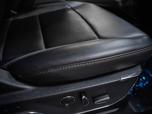 Certified 2023 Ford F150 Lariat w/ Equipment Group 502A High image 43