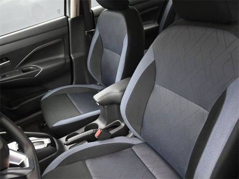 New 2025 Nissan Versa SV w/ Trunk Package image 19