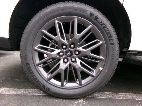 New 2026 Ford Expedition Max Platinum w/ Stealth Appearance Package image 7