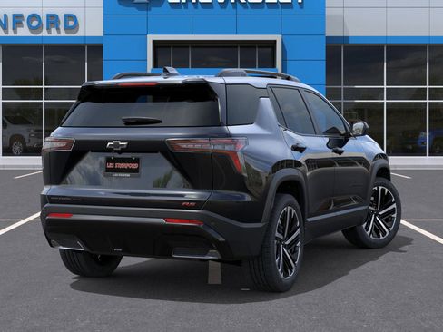 New 2026 Chevrolet Equinox RS w/ LPO, Floor Liner Package image 4