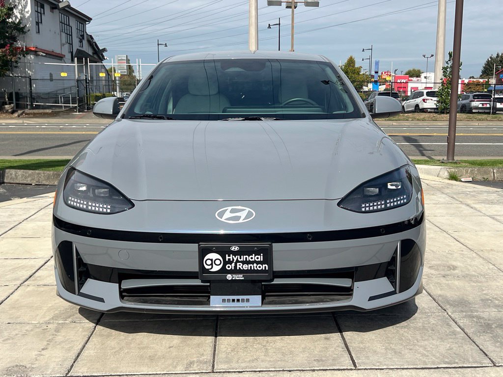 Used 2023 Hyundai Ioniq 6 SEL AWD/4WD image 4