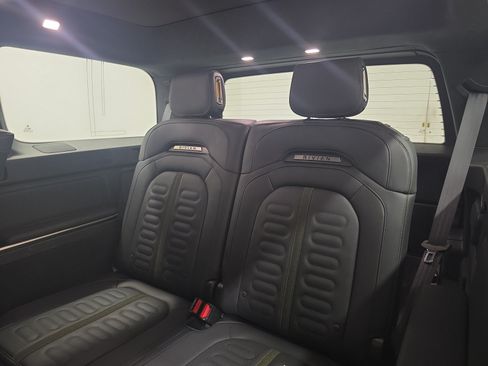 Used 2024 Rivian R1S Adventure AWD/4WD image 22