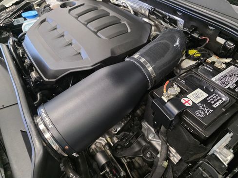 Used 2023 Volkswagen Golf 20th Anniversary Edition image 41