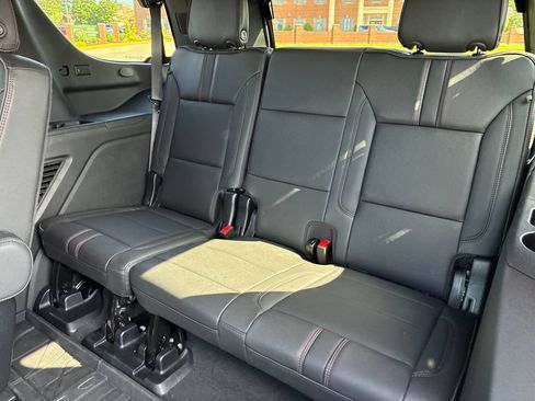 Used 2024 Chevrolet Tahoe RST w/ Luxury Package AWD/4WD image 18