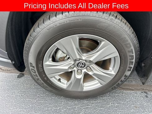 Used 2025 Toyota RAV4 XLE w/ Convenience Package FWD image 25