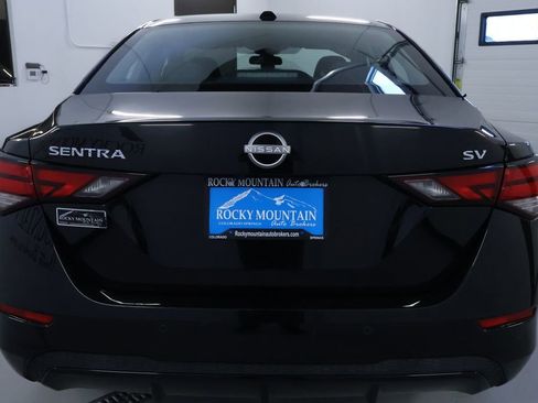 Used 2024 Nissan Sentra SV image 6