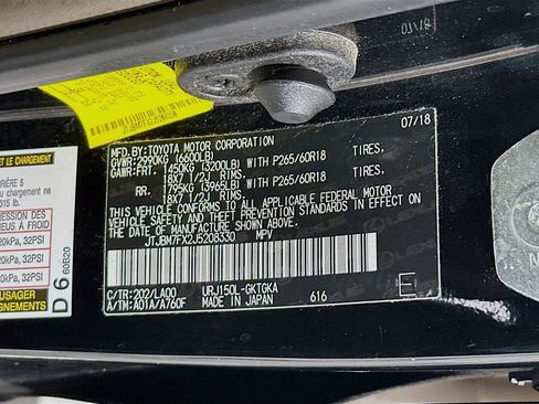 Used 2018 Lexus GX 460 Premium w/ Premium Package AWD/4WD image 27