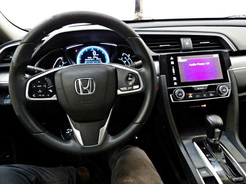 Used 2016 Honda Civic EX image 17
