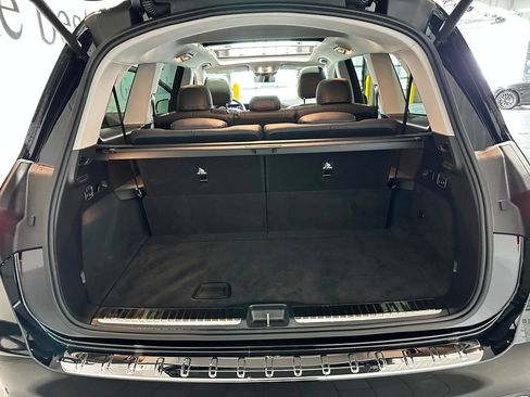 New 2026 Mercedes-Benz GLS 450 4MATIC image 16