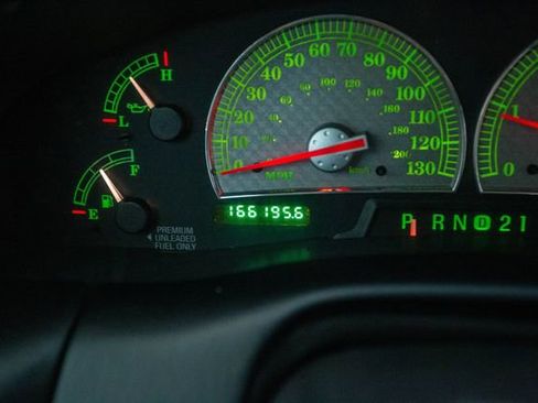 Used 2002 Ford F150 Harley-Davidson image 9