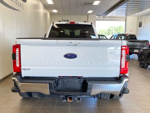 Used 2025 Ford F350 Lariat AWD/4WD image 6