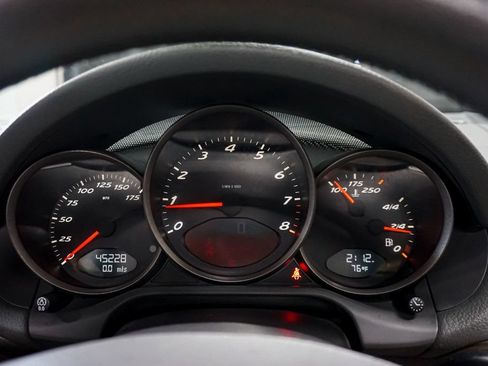 Used 2006 Porsche Boxster RWD image 49