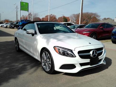 Used 2018 Mercedes-Benz C 300 CONVERTIBLE image 4