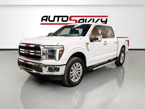 Used 2025 Ford F150 Lariat w/ Equipment Group 502A High AWD/4WD image 3
