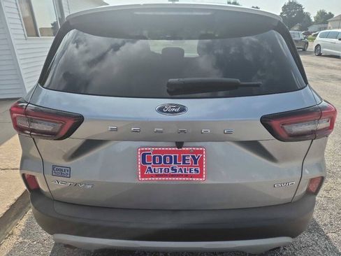 Used 2024 Ford Escape Active AWD/4WD image 4