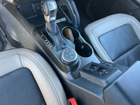 Used 2023 Ford Bronco Wildtrak image 20