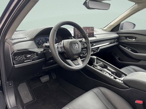 Certified 2025 Honda Accord Touring image 14