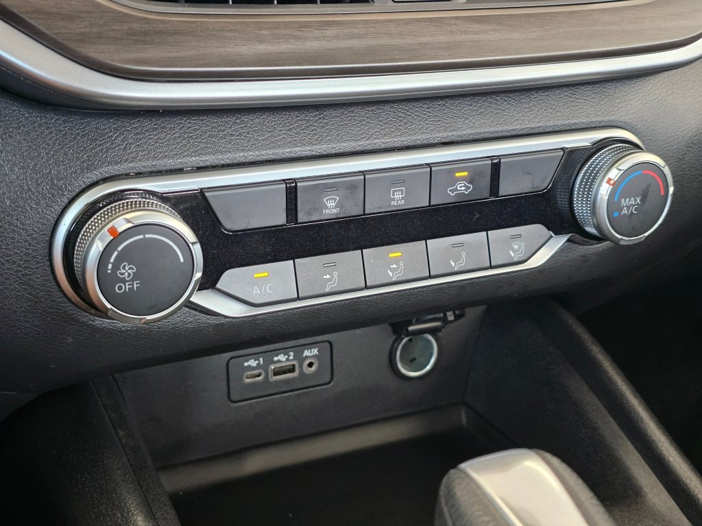 Used 2025 Nissan Altima 2.5 SV FWD image 27