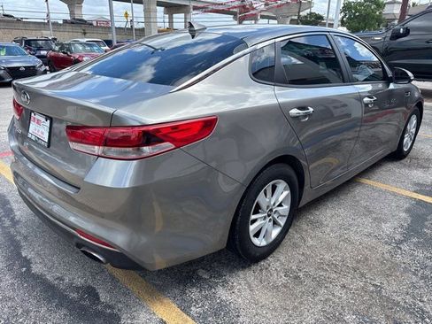 Used 2018 Kia Optima LX FWD image 5