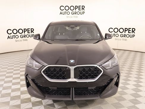 Used 2026 BMW X2 xDrive28i AWD/4WD image 9