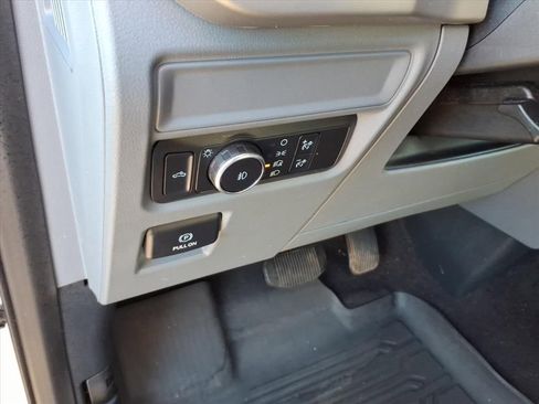 Certified 2021 Ford F150 XLT w/ Equipment Group 301A Mid image 26