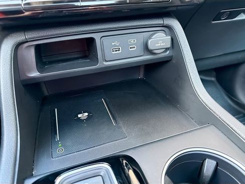 Used 2023 Honda Pilot Elite image 35