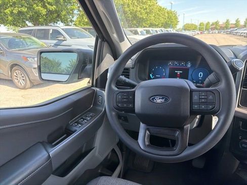 Certified 2025 Ford F150 XLT AWD/4WD image 17