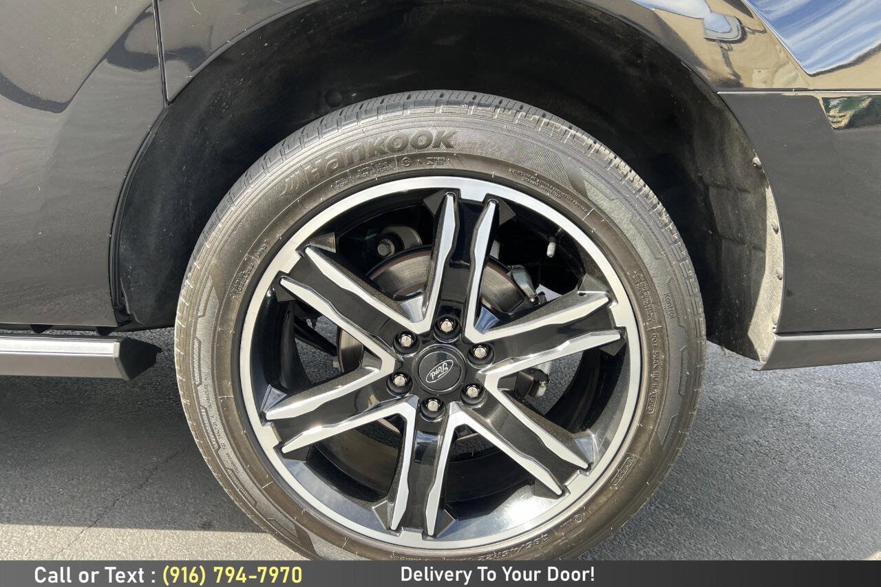Used 2019 Ford Expedition Max Limited w/ Special Edition Package AWD/4WD image 10
